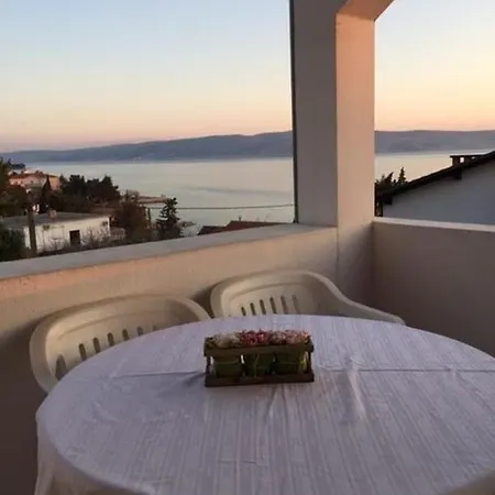 Apartament By The Sea Starigrad, Paklenica - 14759 *